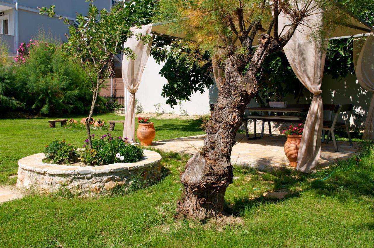 Domenica Apts I Laganas Bagian luar foto
